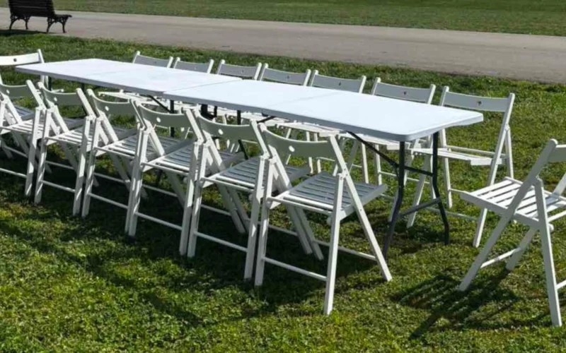 sklopive stolice, iznajmite bele sklopive stolice